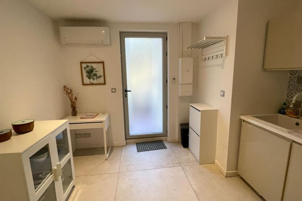 Apartment T2 Neuf, Terrasse, Centre Ville, 8min Comedie Montpellier